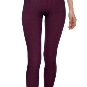 Avocado Kali 7/8 Legging Fuchsia Purple -  Sz S/XS - NWT